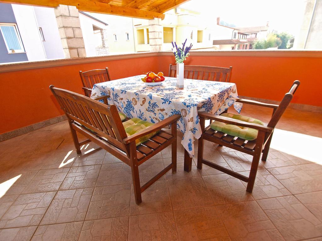 Anto 1296 Apartment